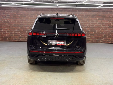 Volkswagen Teramont, 2025г, полный привод, робот