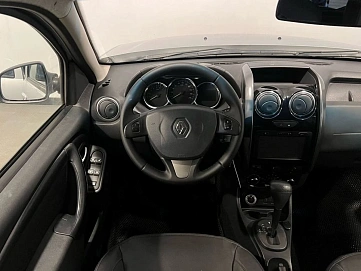 Renault Duster, 2016г, передний привод, автомат