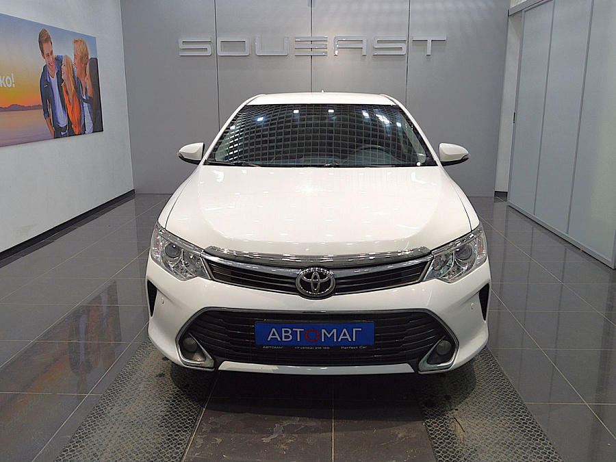 Toyota Camry, 2017г., передний привод, автомат