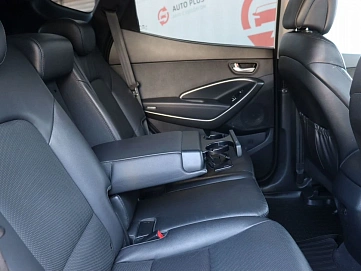 Hyundai Santa Fe, 2015г, полный привод, автомат