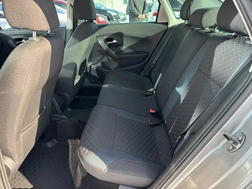 Volkswagen Polo, 2019г, передний привод, механика