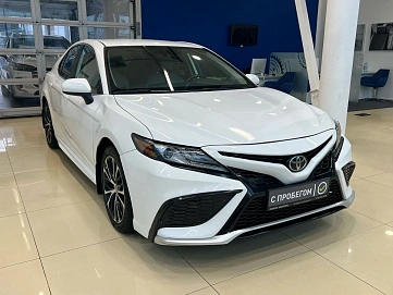 Toyota Camry, 2020г, передний привод, автомат