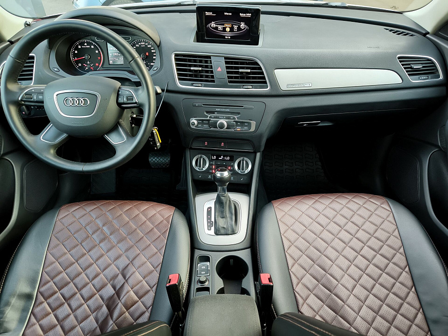 Audi Q3, 2013г., передний привод, автомат