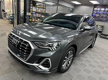 Audi Q3, 2022г, передний привод, робот