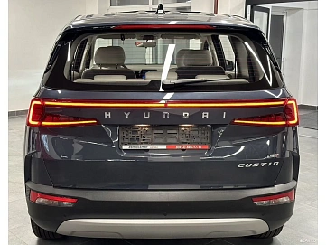 Hyundai Custin, 2024г, передний привод, автомат