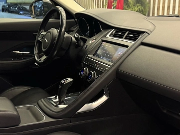 Jaguar E-Pace, 2018г, полный привод, автомат