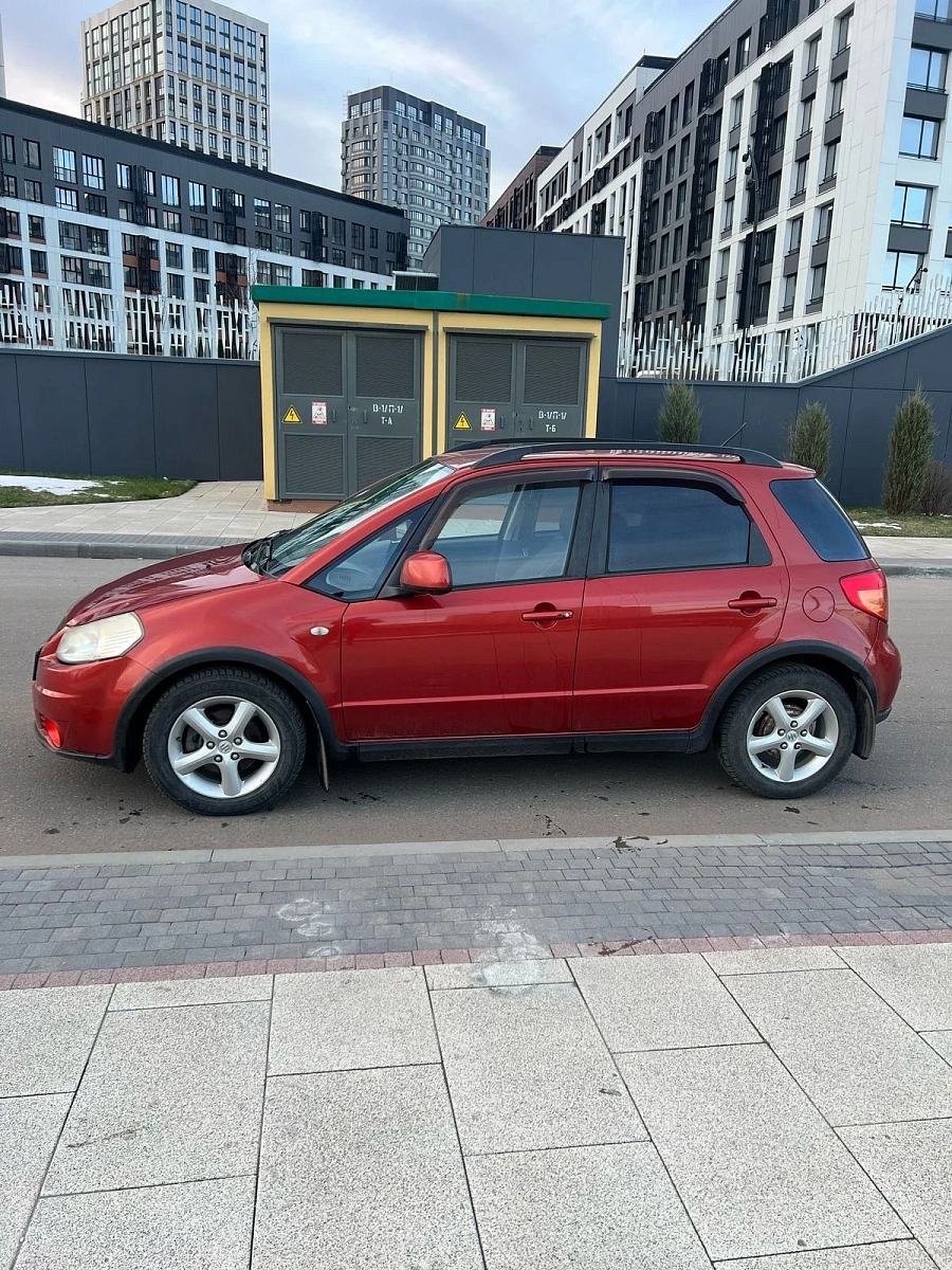 Suzuki SX4, 2008г., передний привод, механика