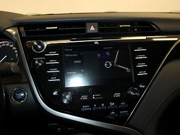 Toyota Camry, 2019г, передний привод, автомат
