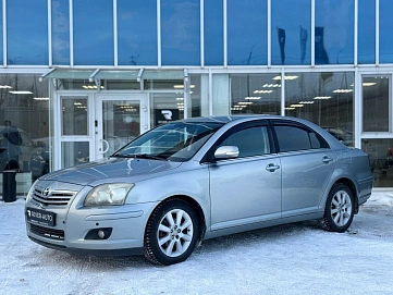Toyota Avensis, 2008г, передний привод, автомат
