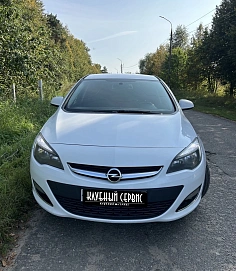 Opel Astra, 2012г, передний привод, механика