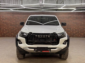 Toyota Hilux, 2024г, полный привод, автомат