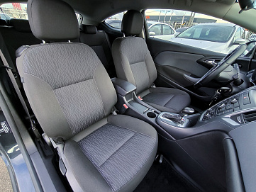 Opel , 2013г., передний привод, автомат