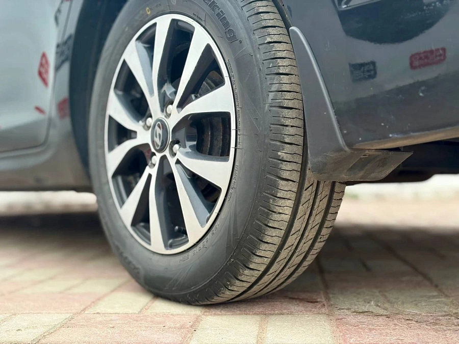 Hyundai Solaris, 2019г., передний привод, автомат
