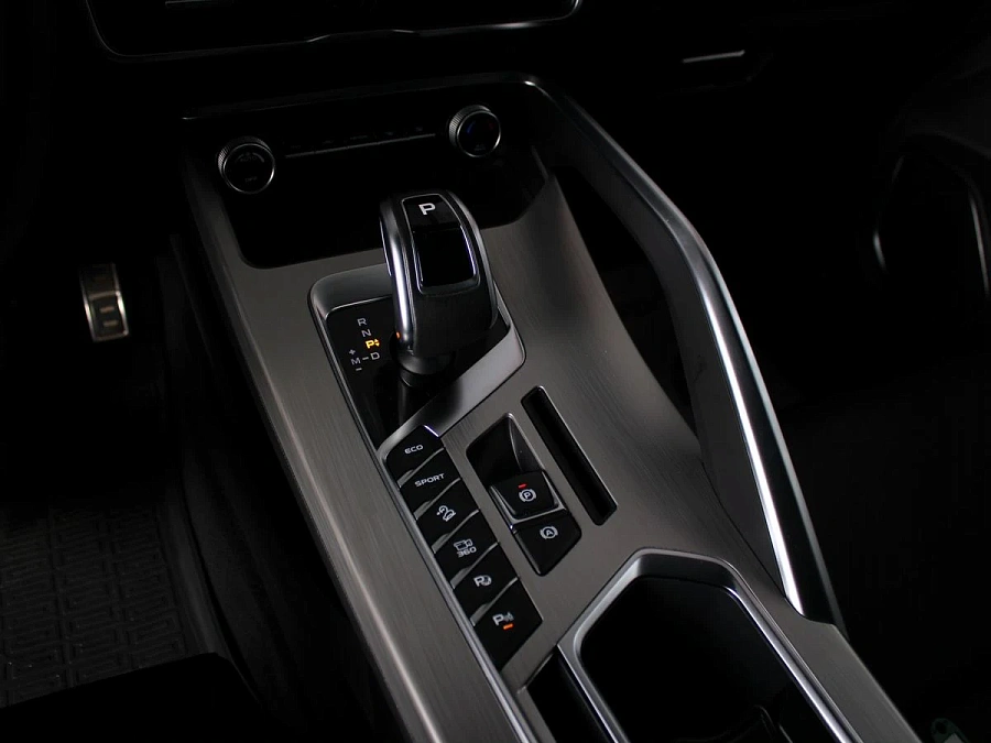 Geely Coolray, 2020г., передний привод, робот