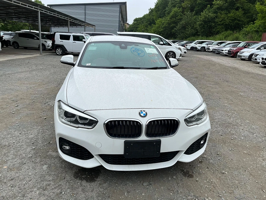 BMW 1 серии, 2017г., задний привод, автомат