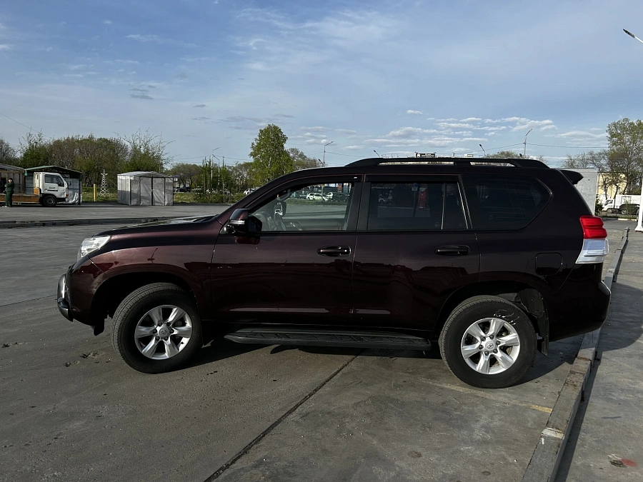 Toyota Land Cruiser Prado, 2010г., полный привод, автомат