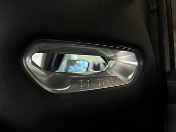 Changan UNI-V, 2023г, передний привод, робот