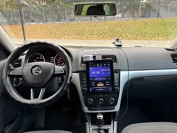 Skoda Yeti, 2014г, передний привод, робот