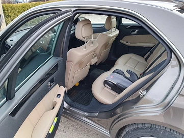 Mercedes-Benz E-Класс, 2010г, задний привод, автомат
