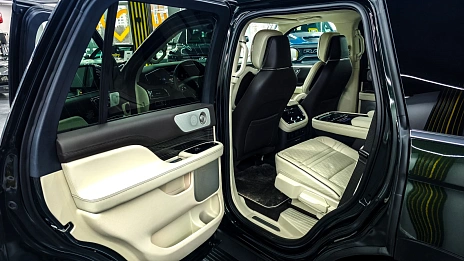 Lincoln Navigator, 2024г, полный привод, автомат
