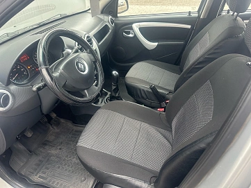 Renault Sandero, 2012г, передний привод, механика