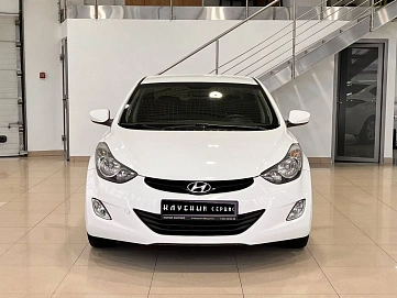 Hyundai Elantra, 2013г, передний привод, автомат