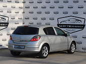 Opel Astra, 2006г., передний привод, автомат