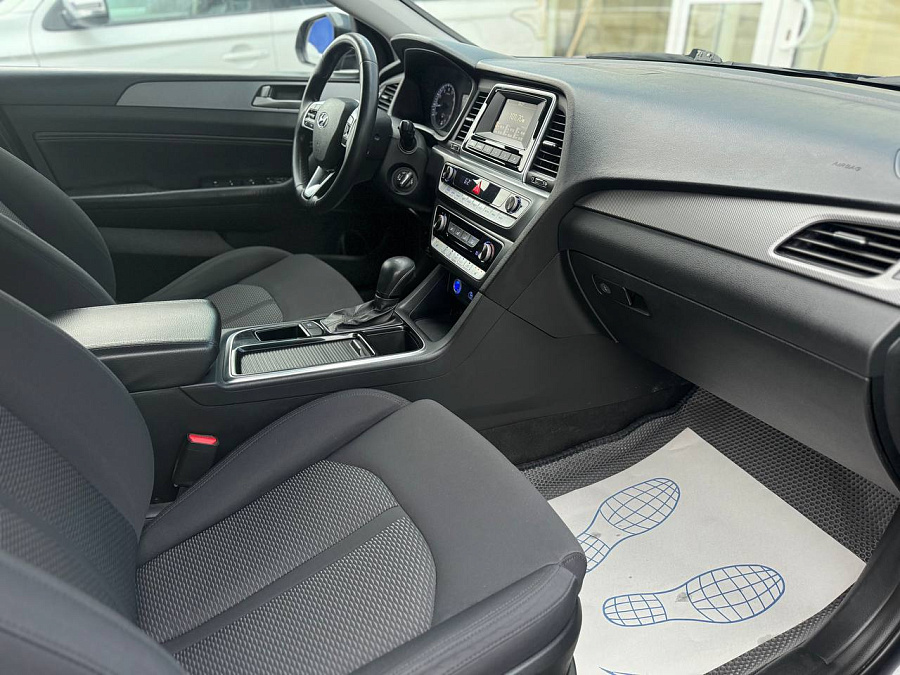 Hyundai Sonata, 2019г., передний привод, автомат