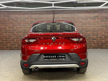 Renault Arkana, 2019г, передний привод, вариатор