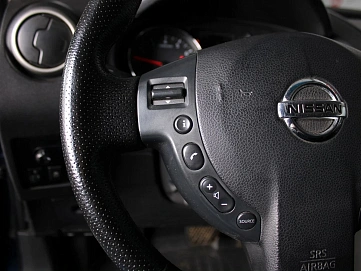 Nissan Qashqai, 2010г., передний привод, вариатор