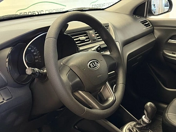 Kia Rio, 2011г., передний привод, механика