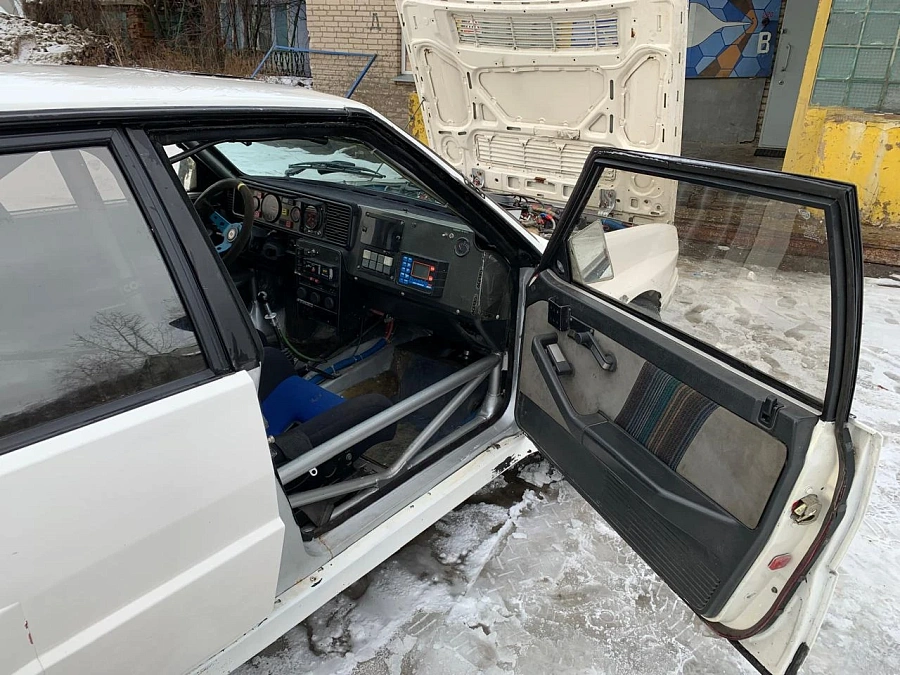 Lancia Delta, 1989г., полный привод, механика