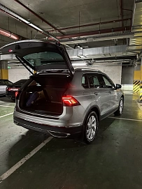 Volkswagen Tiguan, 2021г, полный привод, робот
