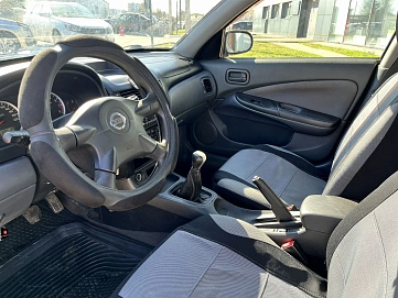 Nissan Almera, 2004г., передний привод, механика
