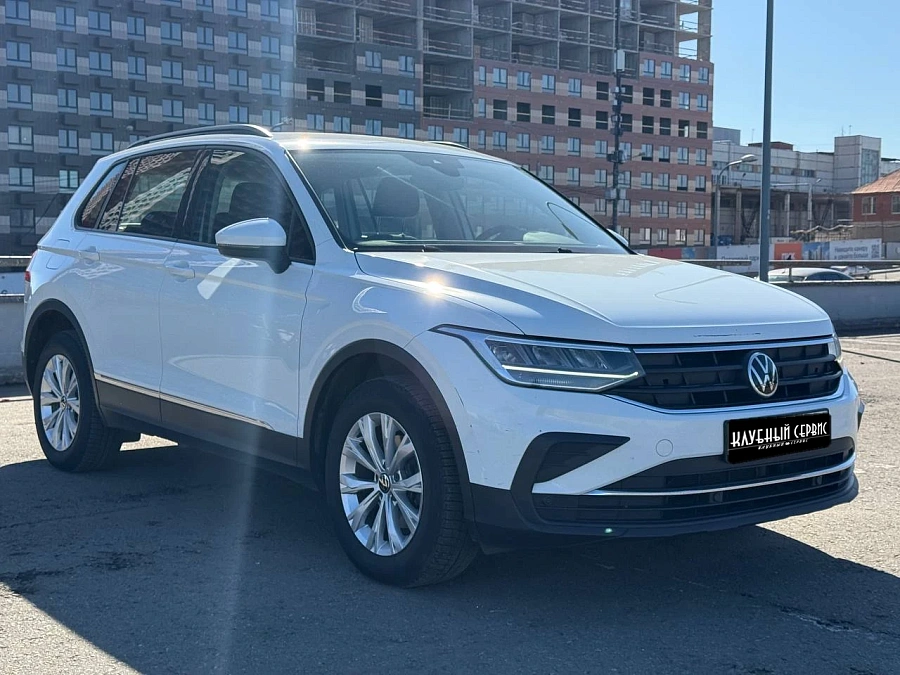 Volkswagen Tiguan, 2021г., полный привод, робот