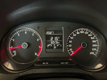 Volkswagen Polo, 2016г, передний привод, механика