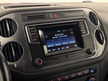 Volkswagen Tiguan, 2015г, передний привод, механика