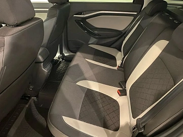 Lada (ВАЗ) Vesta, 2021г, передний привод, автомат