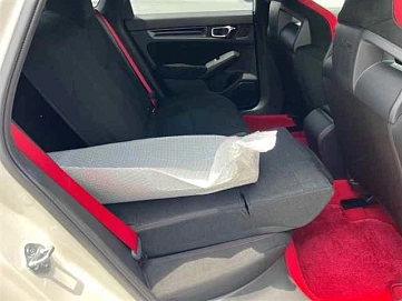 Honda Civic Type R, 2022г, передний привод, механика