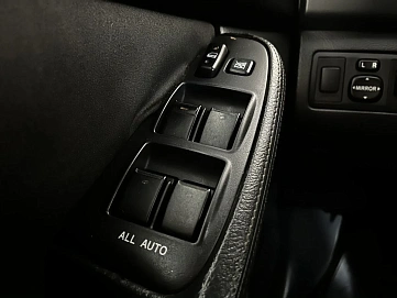 Toyota Avensis, 2008г., передний привод, механика