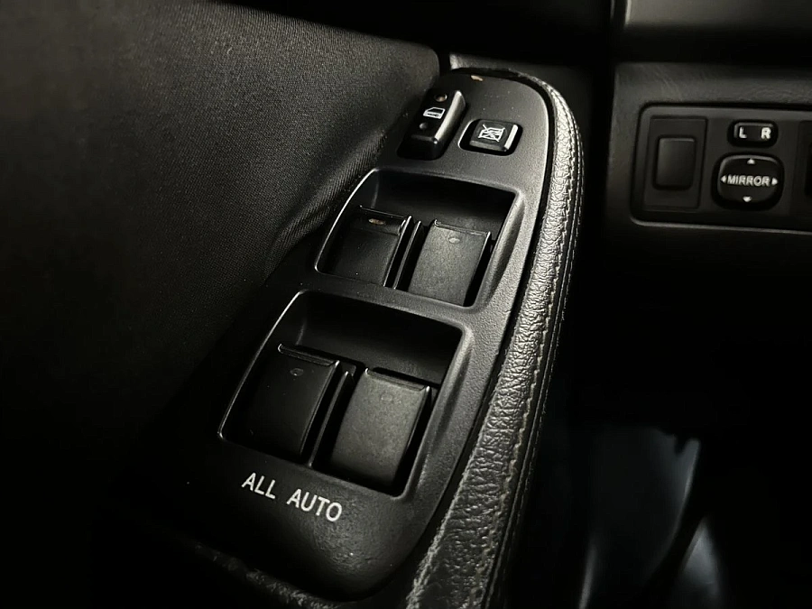 Toyota Avensis, 2008г., передний привод, механика