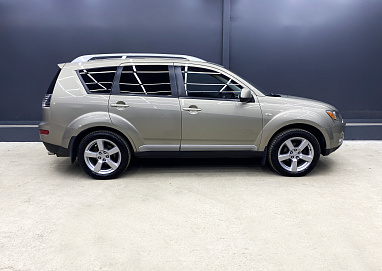 Mitsubishi Outlander, 2008г, полный привод, автомат