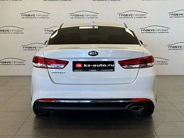 Kia Optima, 2018г., передний привод, автомат