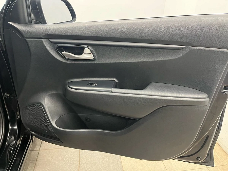 Kia Rio, 2018г., передний привод, механика