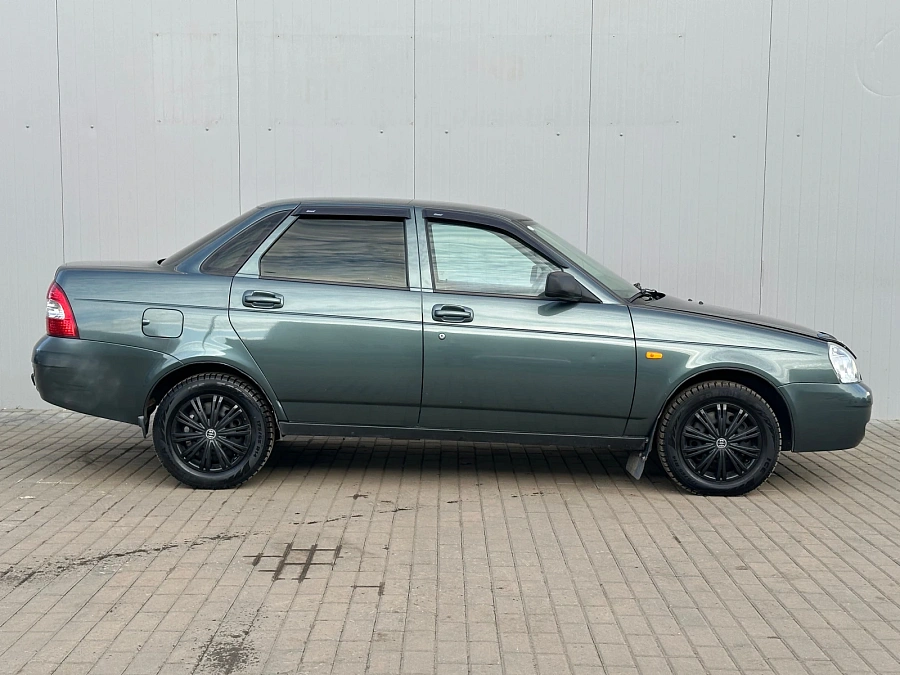 Lada (ВАЗ) Priora, 2011г., передний привод, механика