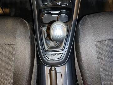 Lada (ВАЗ) Vesta, 2018г, передний привод, механика