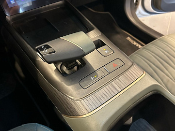 Changan Lamore, 2023г, передний привод, автомат