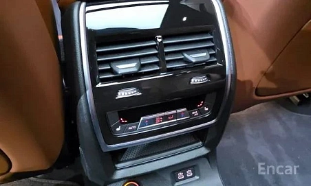 BMW X7, 2024г, полный привод, автомат