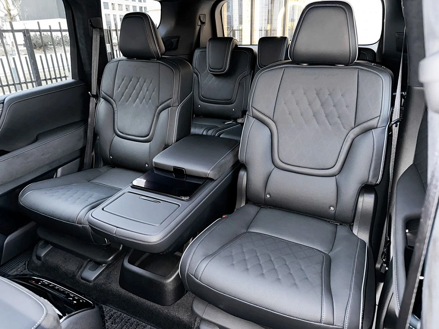 Infiniti QX80, 2025г., полный привод, автомат