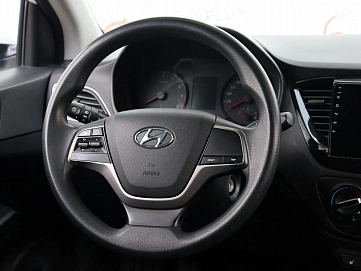 Hyundai Solaris, 2017г, передний привод, механика